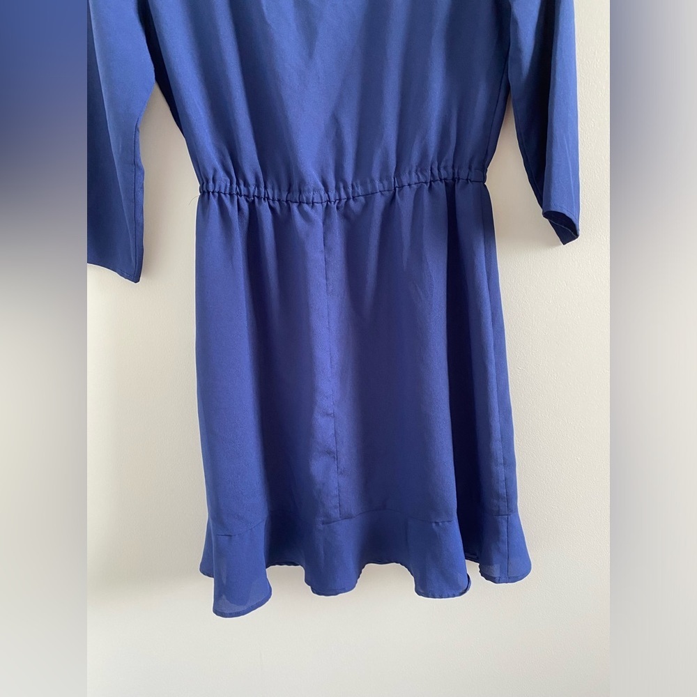 Hutch Blue V-Neck Minimalist Ruffle Hem Mini Dress Size Small - Picture 9 of 9